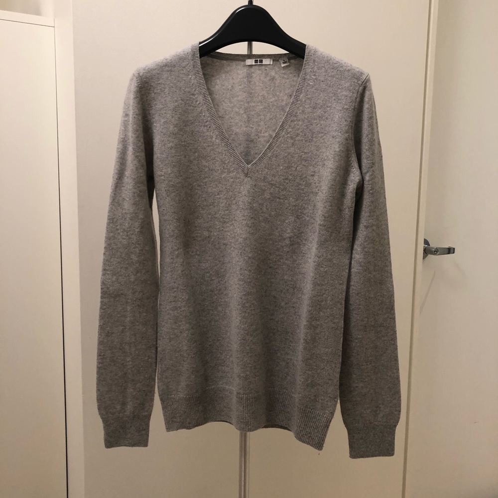 Uniqlo Cashmere Sweater